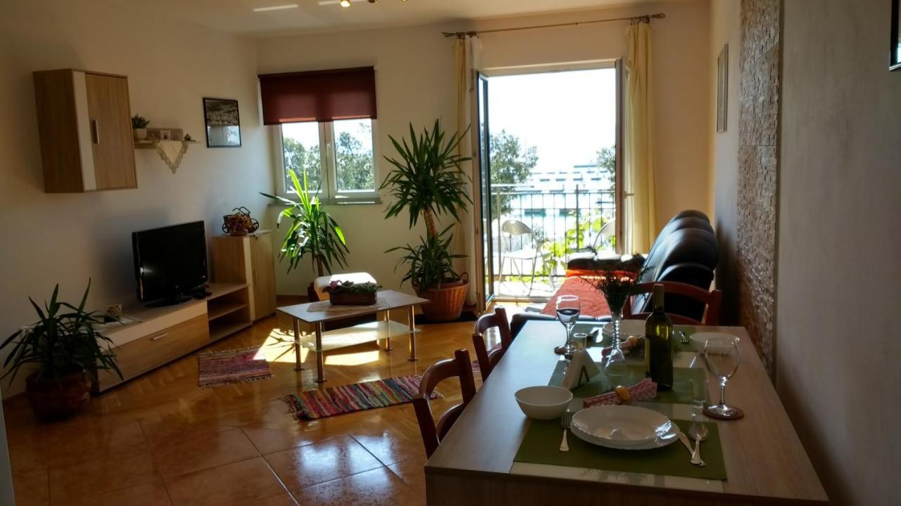 Apartments Monika Нови Винодолски Екстериор снимка